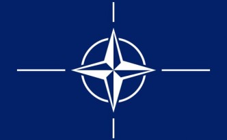 Eine digitale Abbildung der Standard Nato Flagge