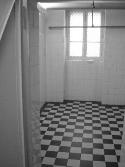 Abbildung der Gaskammer im KZ Bernburg für psychisch Kranke